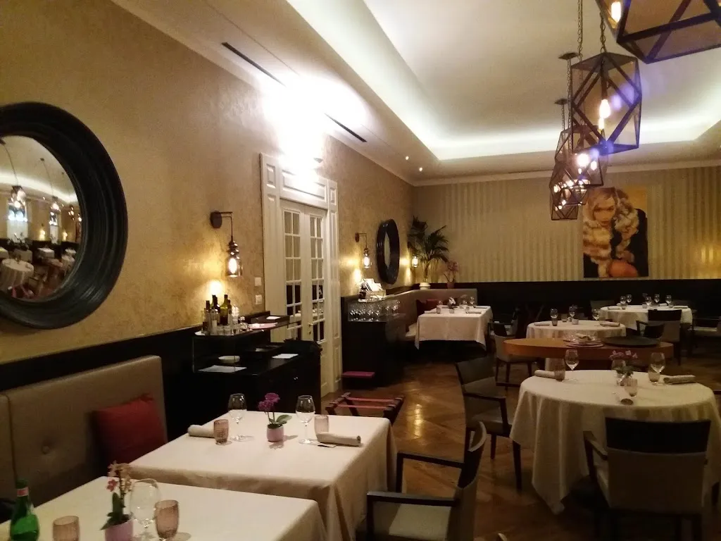 Les Petites Madeleines_Osteria Nuova_slider_image_1