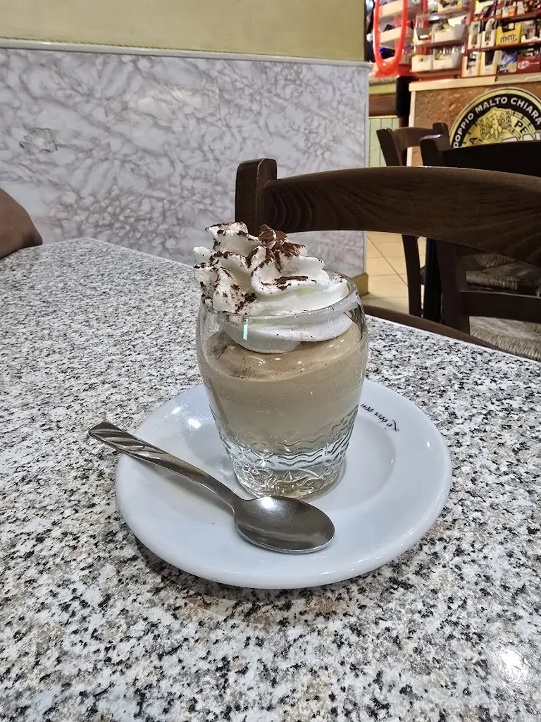 Bar Di Girolamo Lorenza Snc Di D'Angeli Pietro - Michele E Rosina restaurant in Pescorocchiano