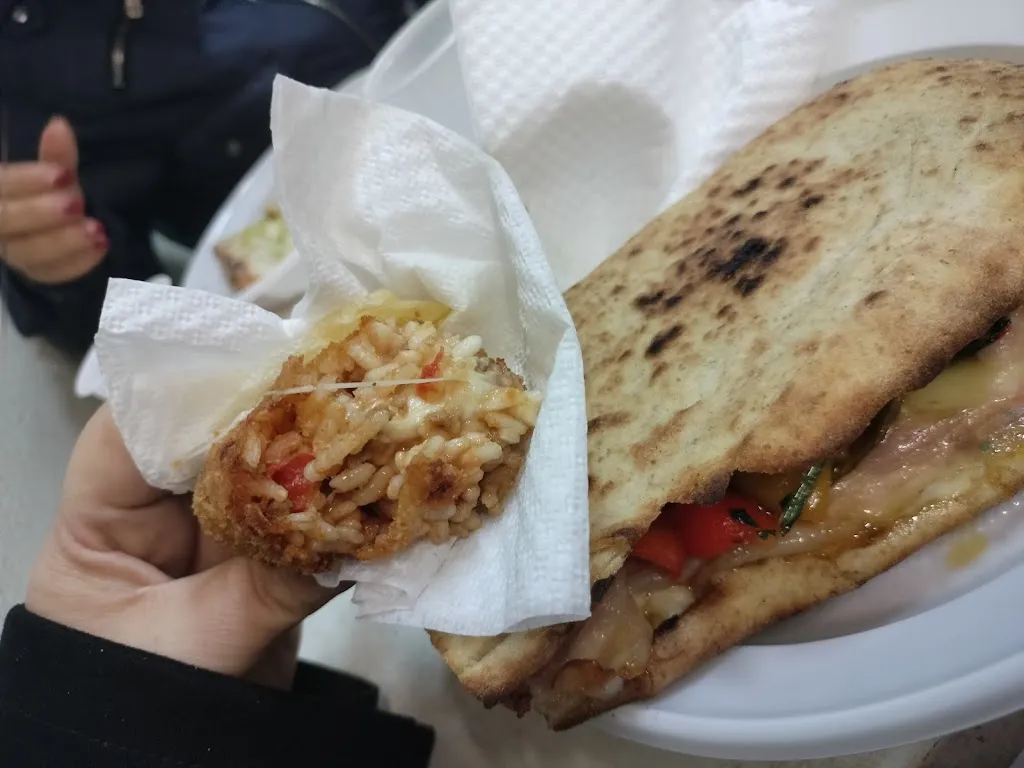 Menu_Pizzeria & Rosticceria ILLEGALE_Pescia Romana_image_1