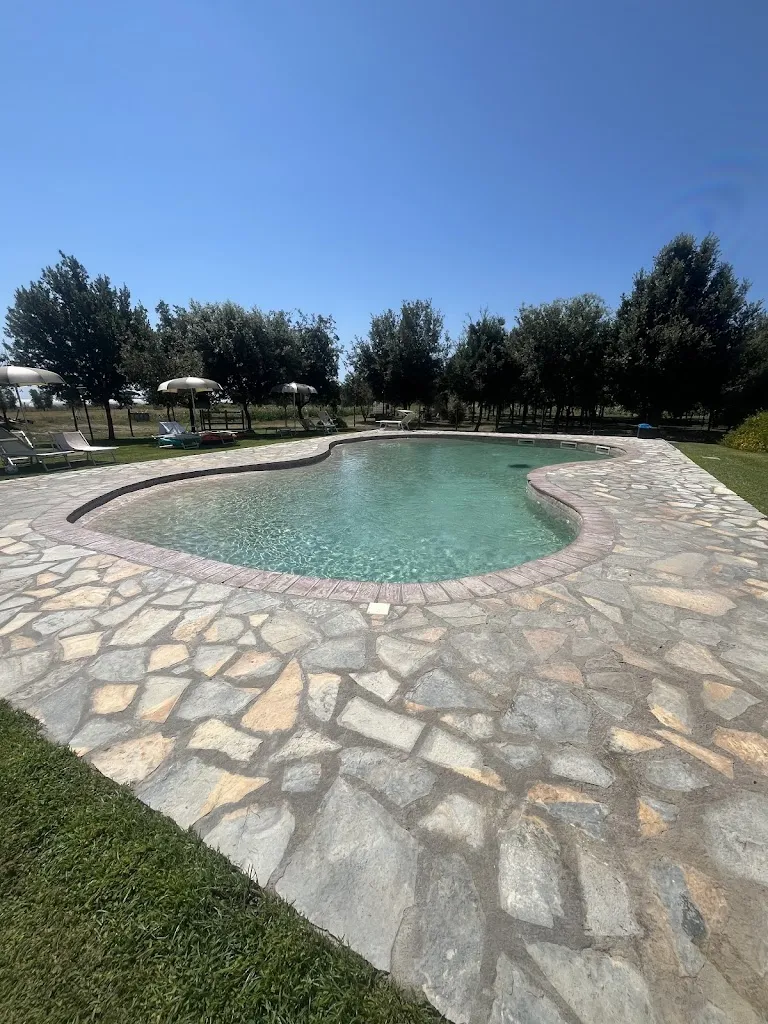 Gianluca Palomba_Agriturismo Il Borgo Degli Ulivi_Pescia Romana_review