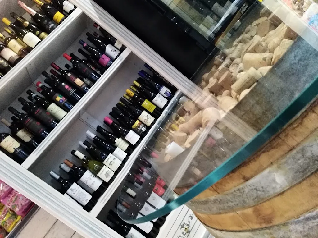 Caffè Centrale restaurant in Piansano