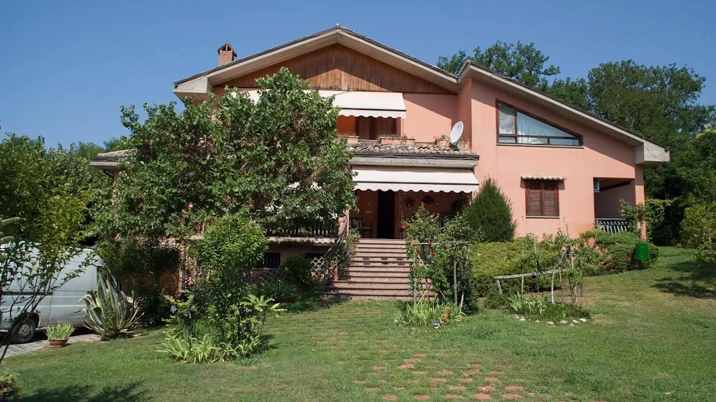Villa Il Noce_Picinisco_slider_image_1
