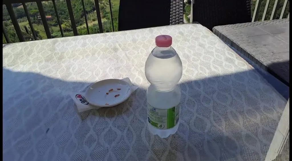 Gary Leonardi_Bar Kiss Kiss 2_Picinisco_review