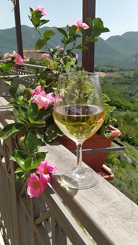 Bar Kiss Kiss 2_Picinisco_slider_image_2