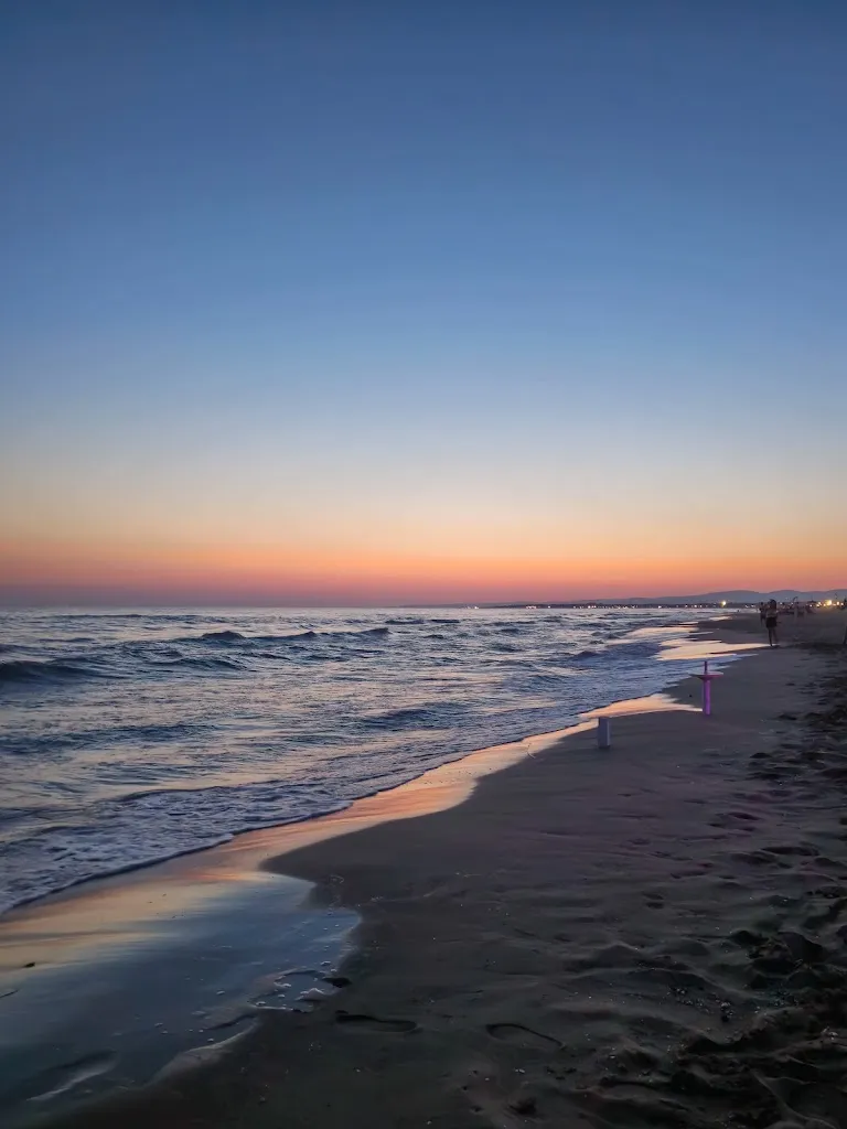 Alexander Santos_Amo by Amare Holi Beach_Passoscuro_review