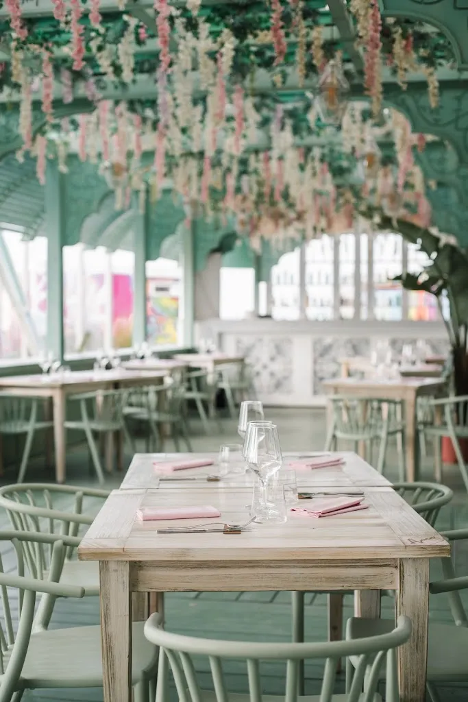 Amo by Amare Holi Beach restaurant in Passoscuro