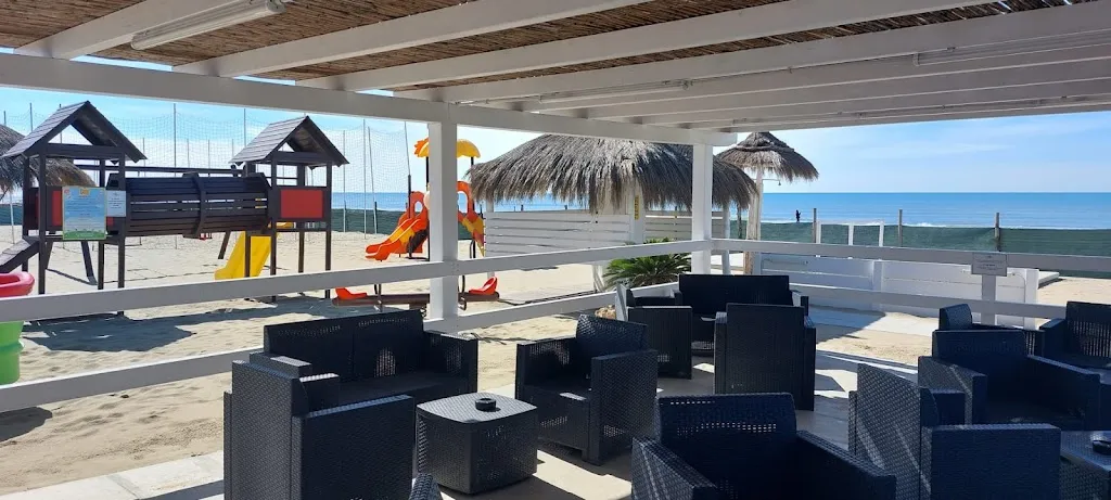 Stabilimento Balneare Stella Marina Passoscuro restaurant in Passoscuro