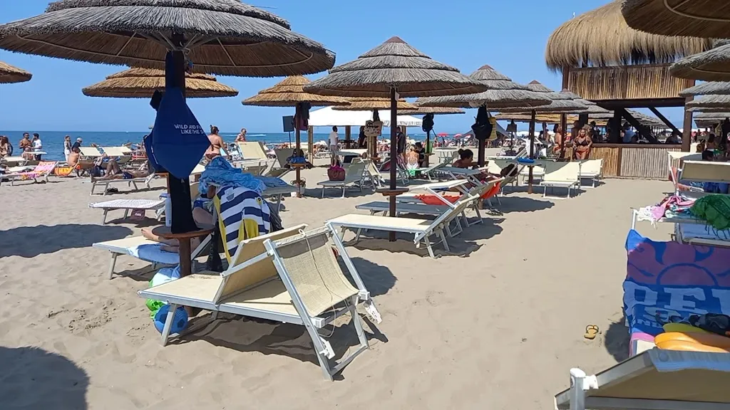 Nautinclub Srl restaurant in Passoscuro