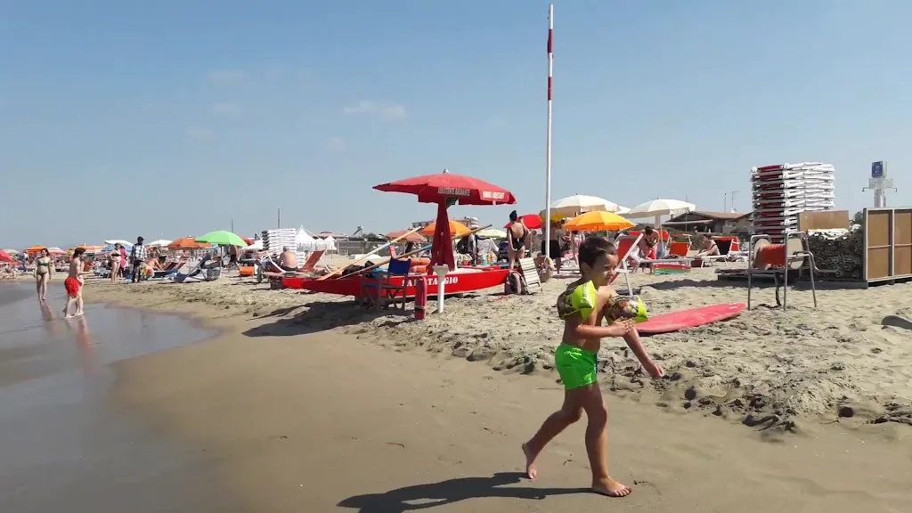 MOAI Beach_Passoscuro_slider_image_2