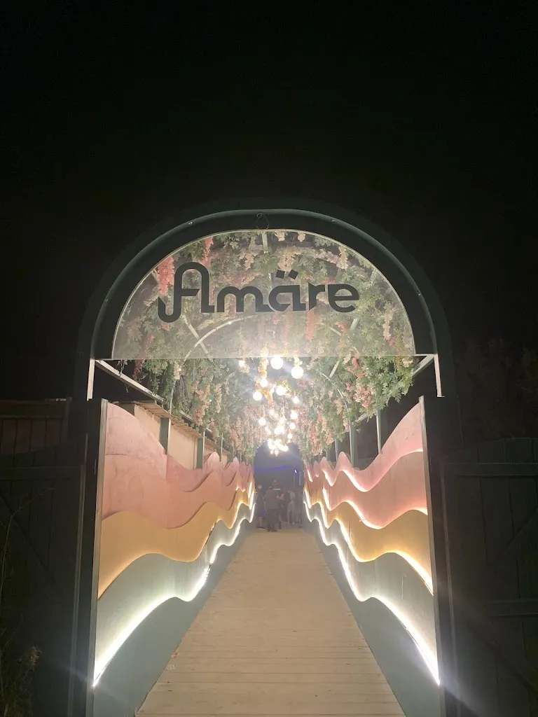 Stephanie Malone_Amare Holi Beach_Passoscuro_review