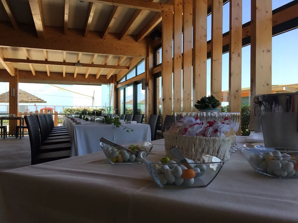 La Capannina Stabilimento Balneare - Ristorante - Location Matrimoni - Rito Civile_Passoscuro_slider_image_1