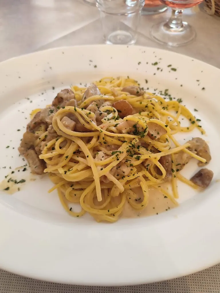 Le Due & restaurant in Challand-Saint-Victor