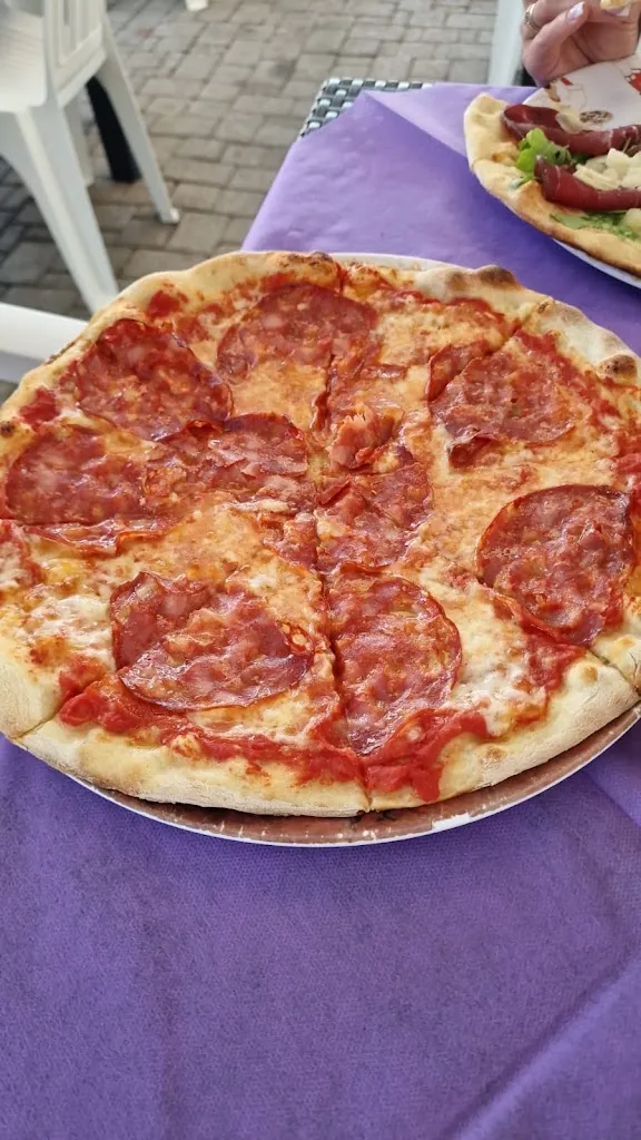 Pronto Pizza_Passoscuro_slider_image_3