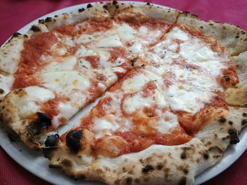 Osteria pizzeria da joe's_Pignataro Interamna_slider_image_3