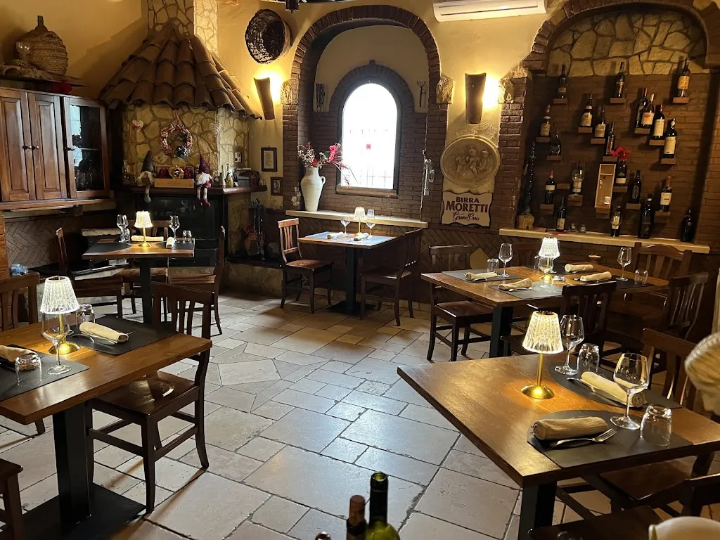 La Leggenda restaurant in Pignataro Interamna