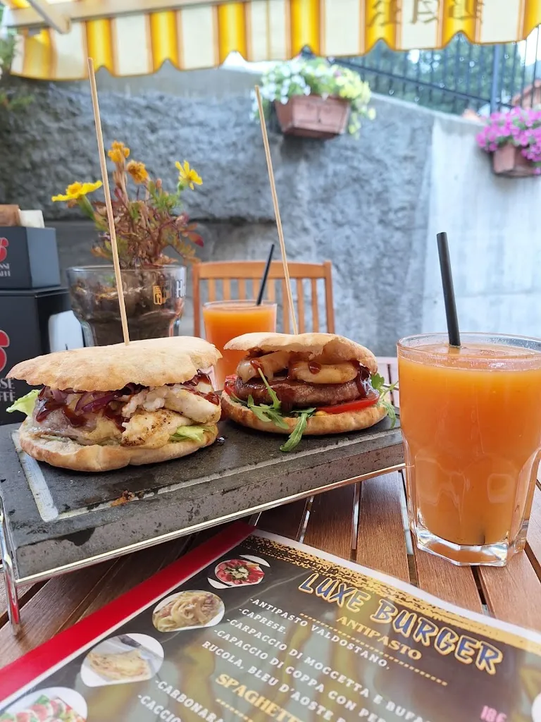 Menu_Luxe Burger Bar And Steakhouse_Brusson_image_7