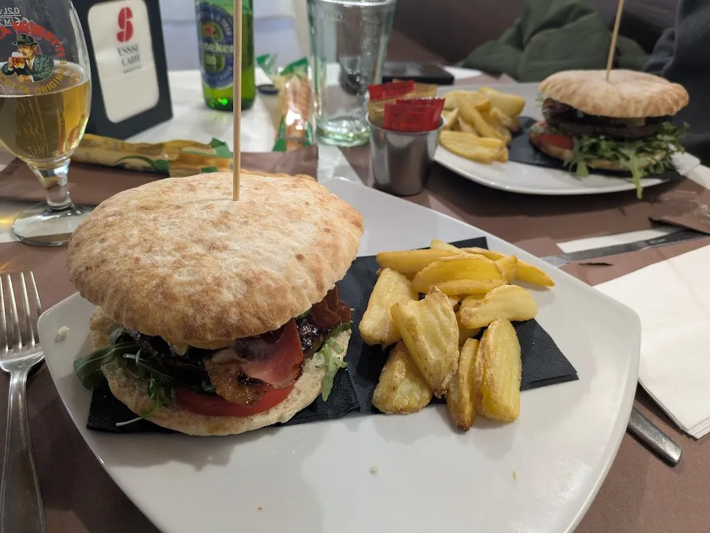 Menu_Luxe Burger Bar And Steakhouse_Brusson_image_8