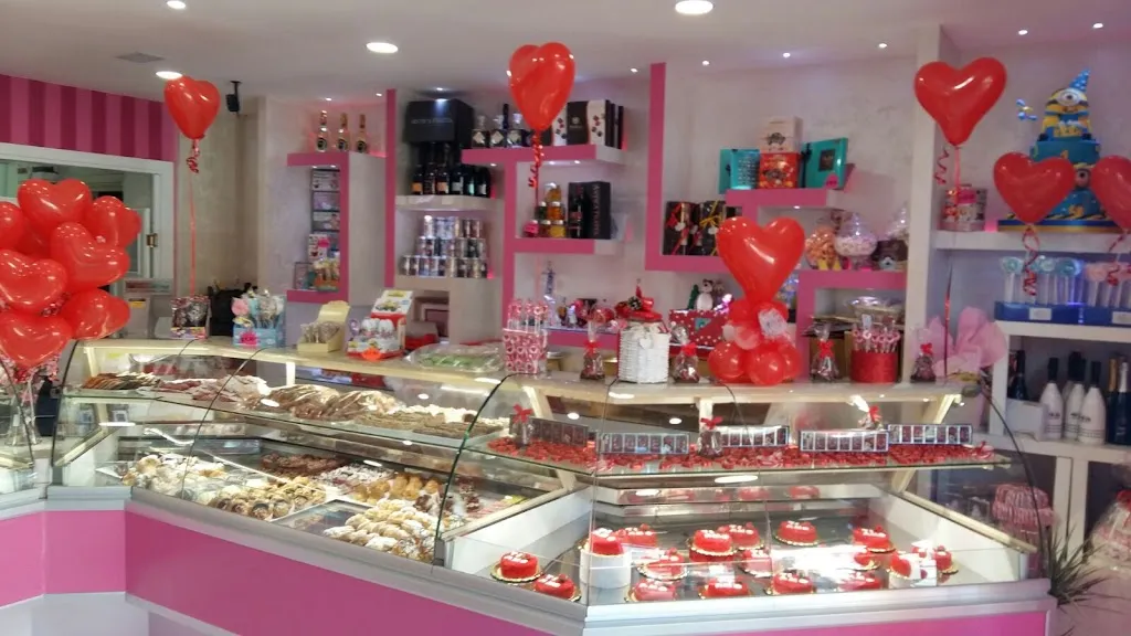 LOUNGE BAR DIEGO2000 APERICENA CENA ALTERNATIVE restaurant in Piedimonte San Germano