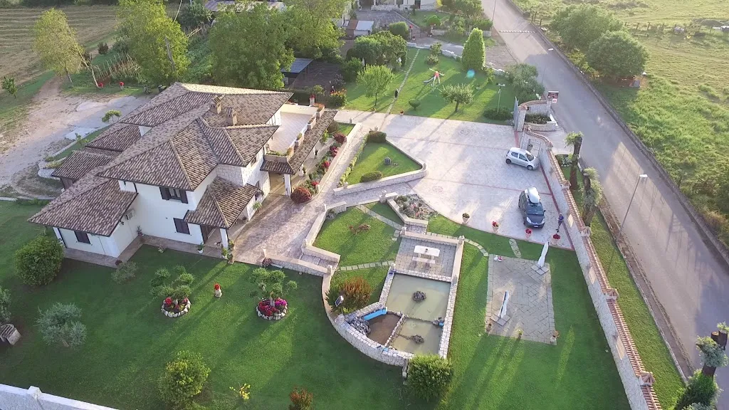 Agriturismo Antica Casa Scardone LXXX Colonna Miliare restaurant in Piedimonte San Germano