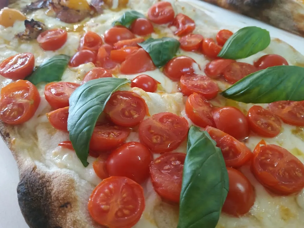 Menu_𝐃𝐀 𝐄𝐋𝐄𝐍𝐀 𝐋𝐀 𝐏𝐈𝐙𝐙𝐀 𝐋𝐈𝐄𝐕𝐈𝐓𝐎 𝐌𝐀𝐃𝐑𝐄_Piedimonte San Germano_immagine_9