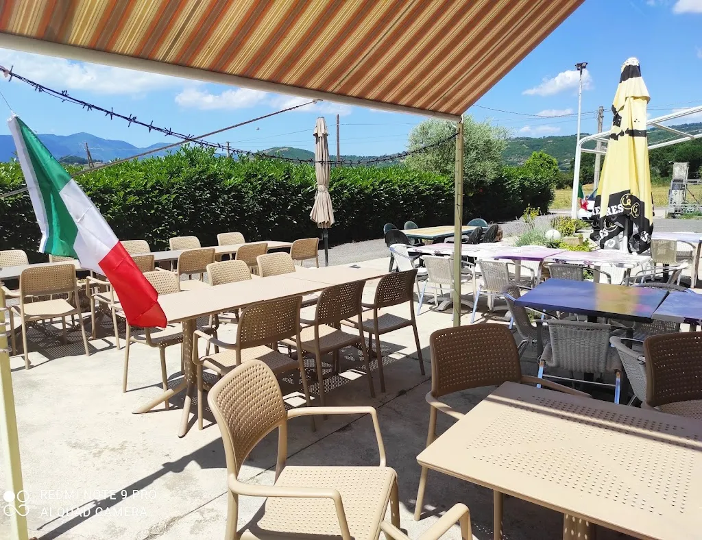 Pizzeria Lago Lungo restaurant in Poggio Bustone