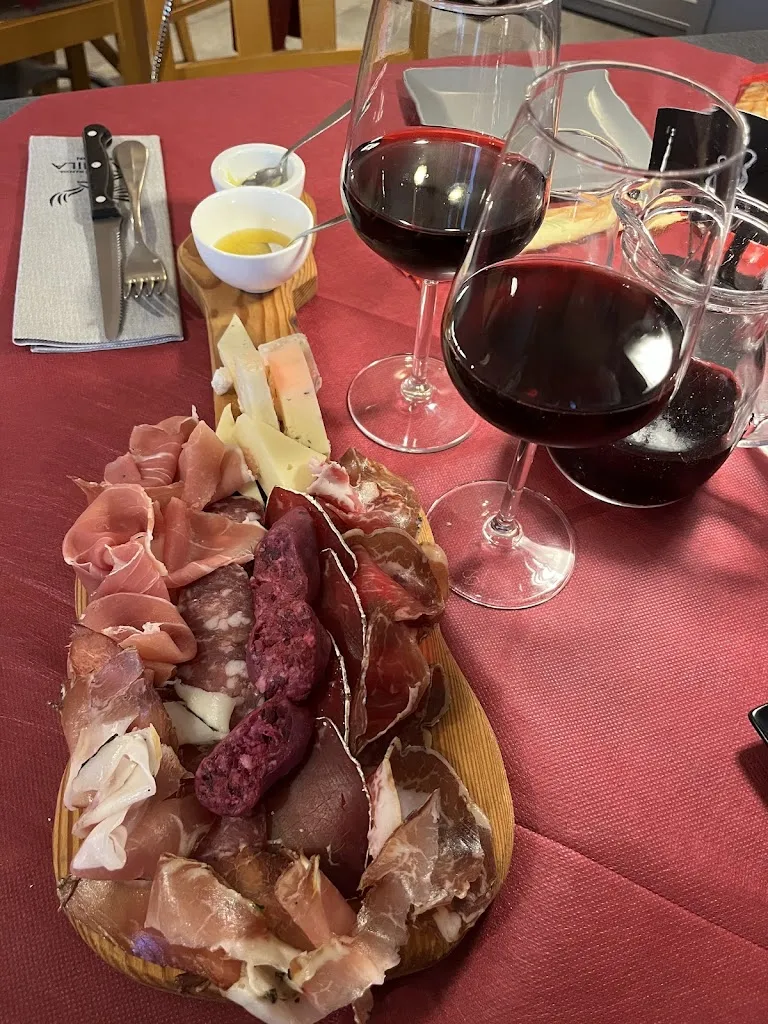 Flavio Castagnotto_L'Aquila BAR RISTORANTE PIZZERIA_Brusson_review