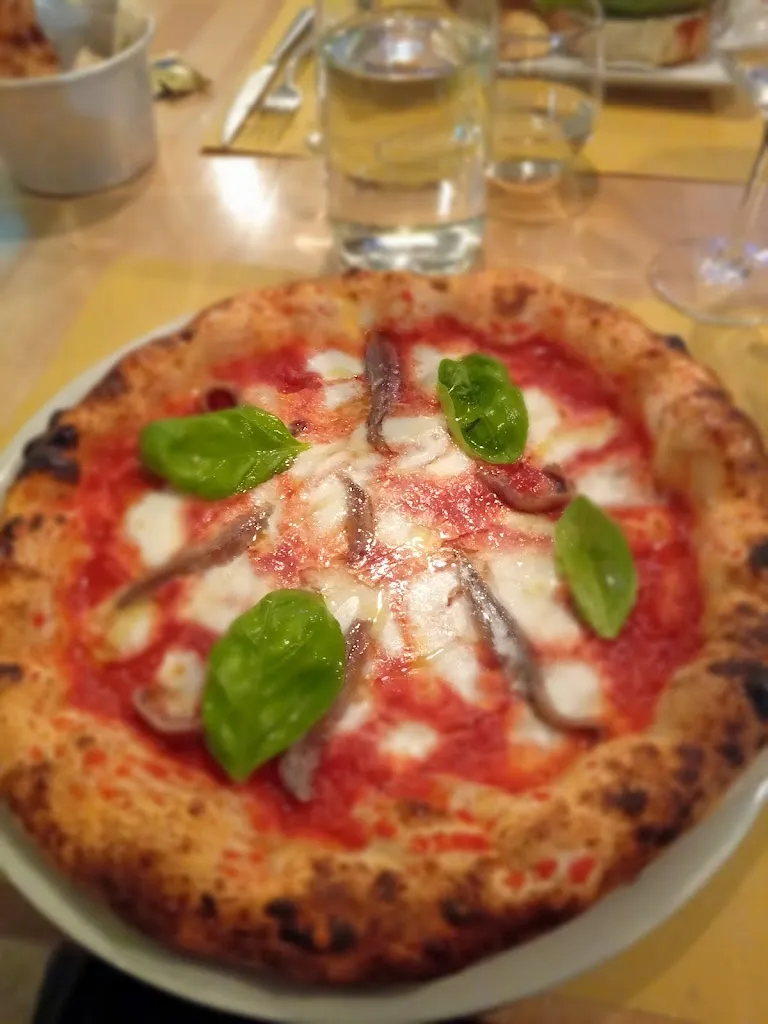 Giovanni_Km53-Luogo d'incontro con cucina_Poggio Moiano_recensione