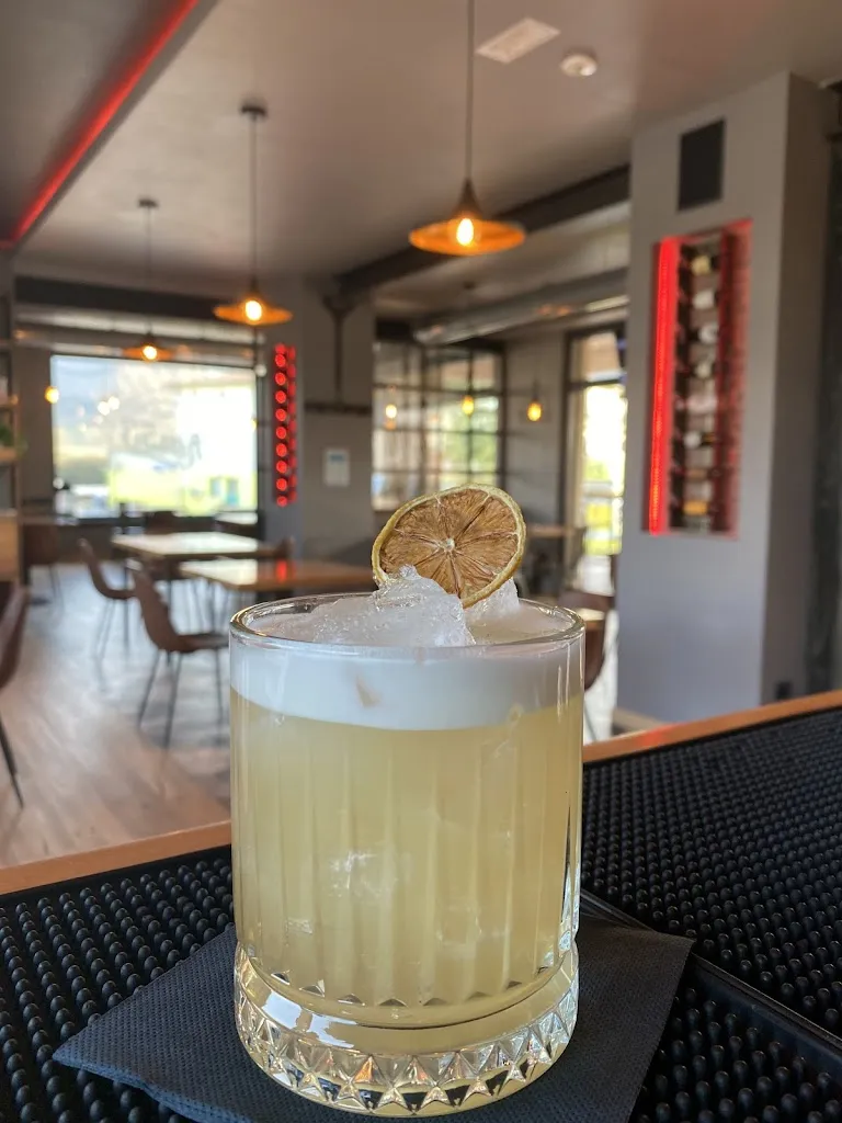 Km53-Luogo d'incontro con cucina_Poggio Moiano_slider_image_2