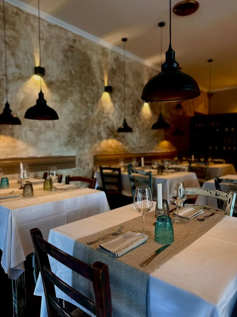 Trattoria Al Teatro restaurant in Pomezia