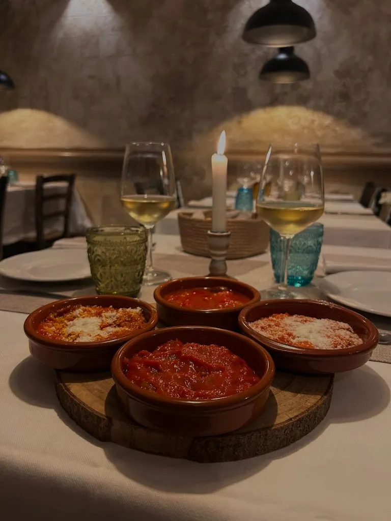 Trattoria Al Teatro_Pomezia_slider_image_2