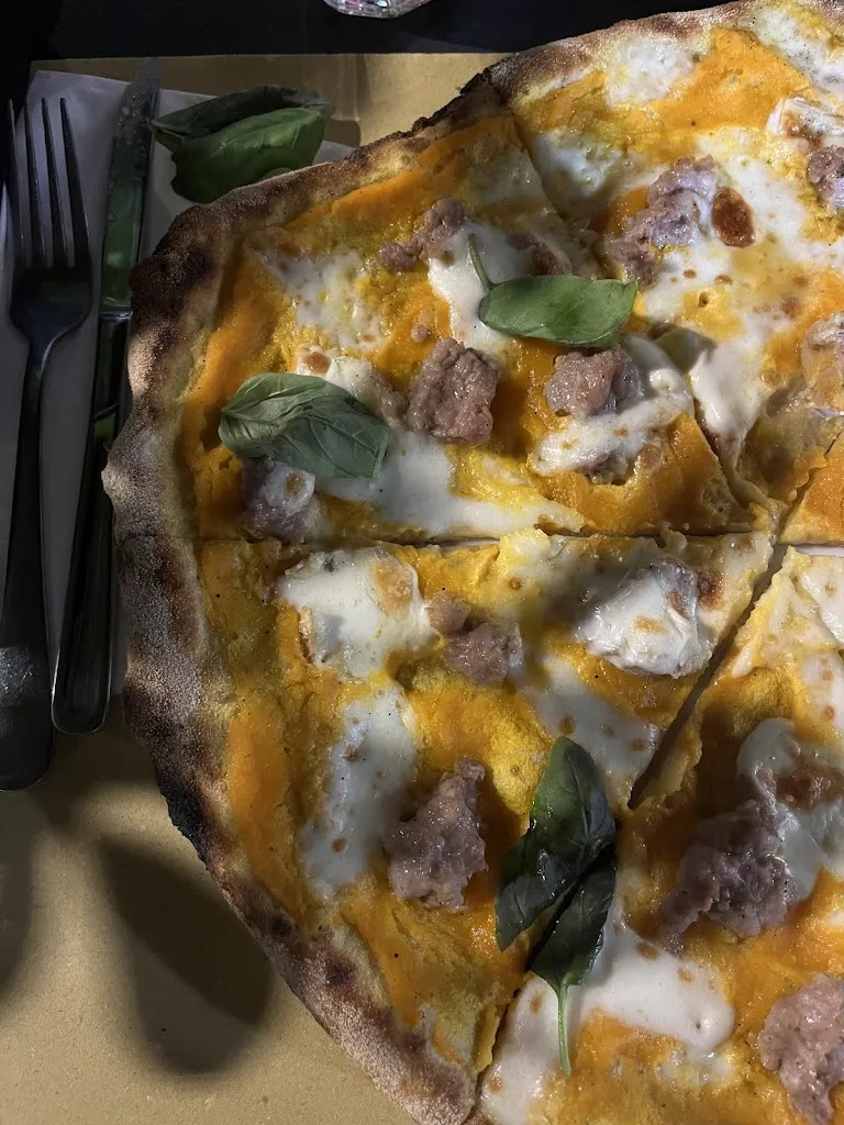 Francesca Lisci_La Mimosa_Poggio Mirteto_review