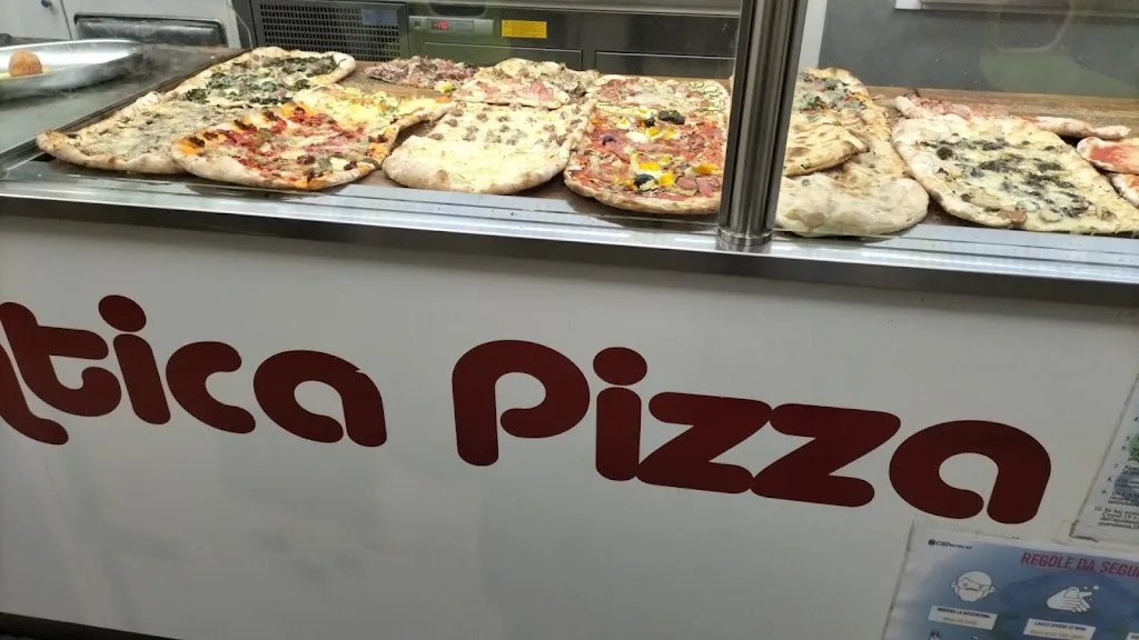 L'Antica Pizza_Poggio Mirteto_slider_image_3