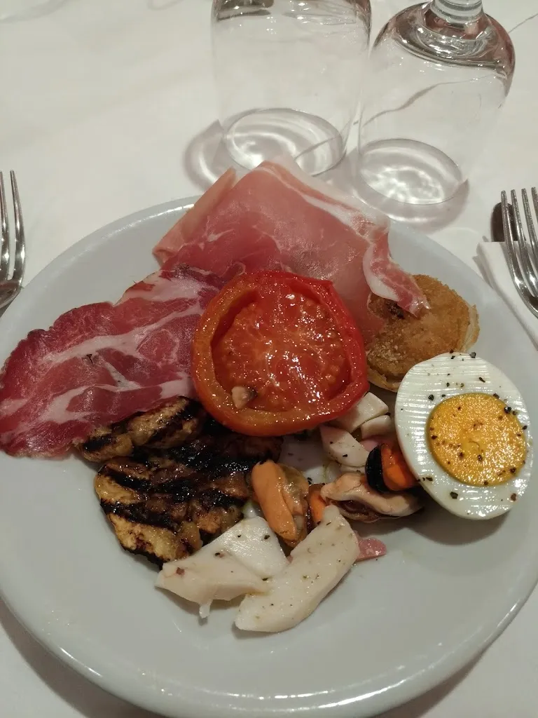 Luca Mazzocco_Bar Trattoria da Alvero_Poggio San Lorenzo_review