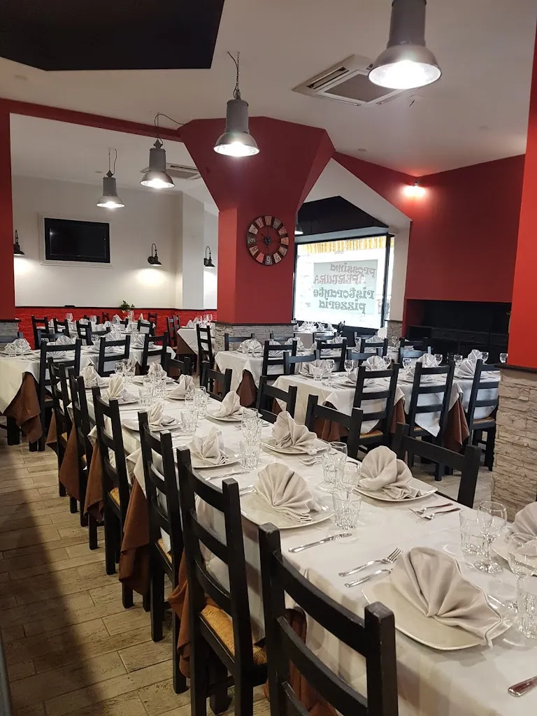 Pazza Idea Ristorante Pizzeria_Ponte Galeria-La Pisana_slider_image_1