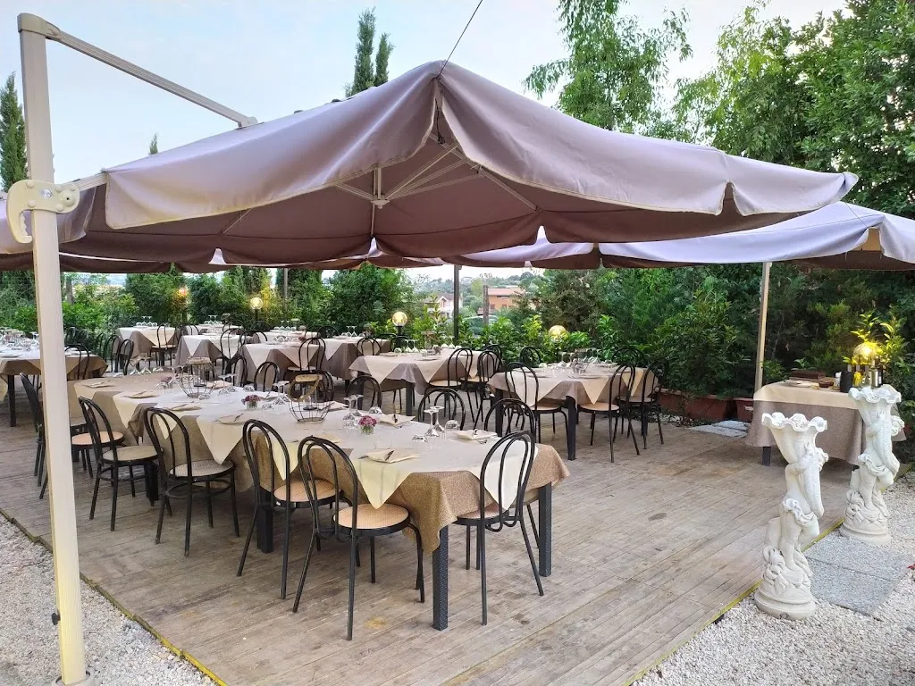 Antico Podere_Ponte Galeria-La Pisana_slider_image_1