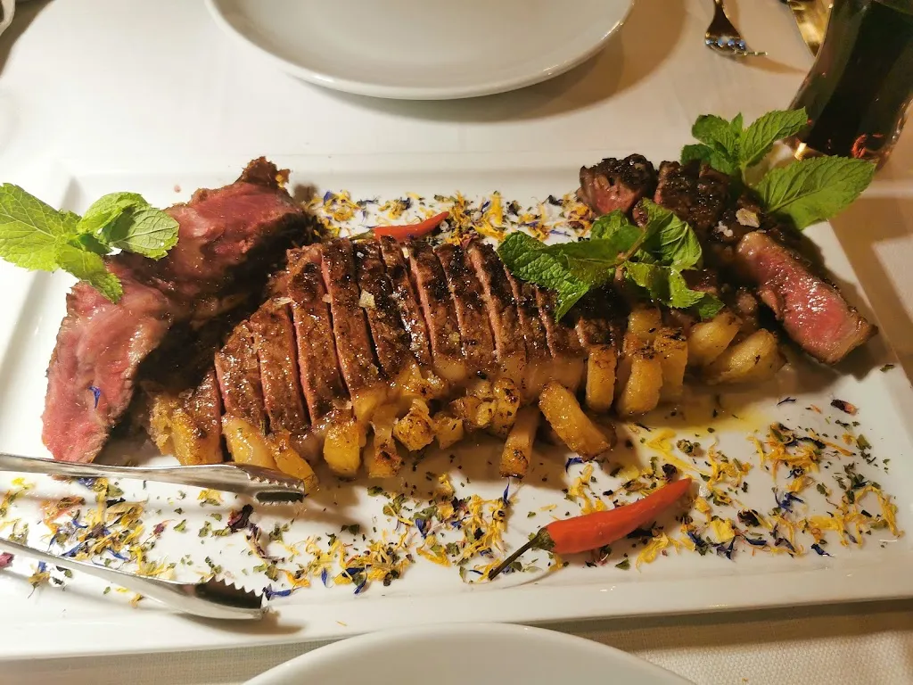 Laura Vannicola_Lo Zio Barrett_Bussi sul Tirino_review