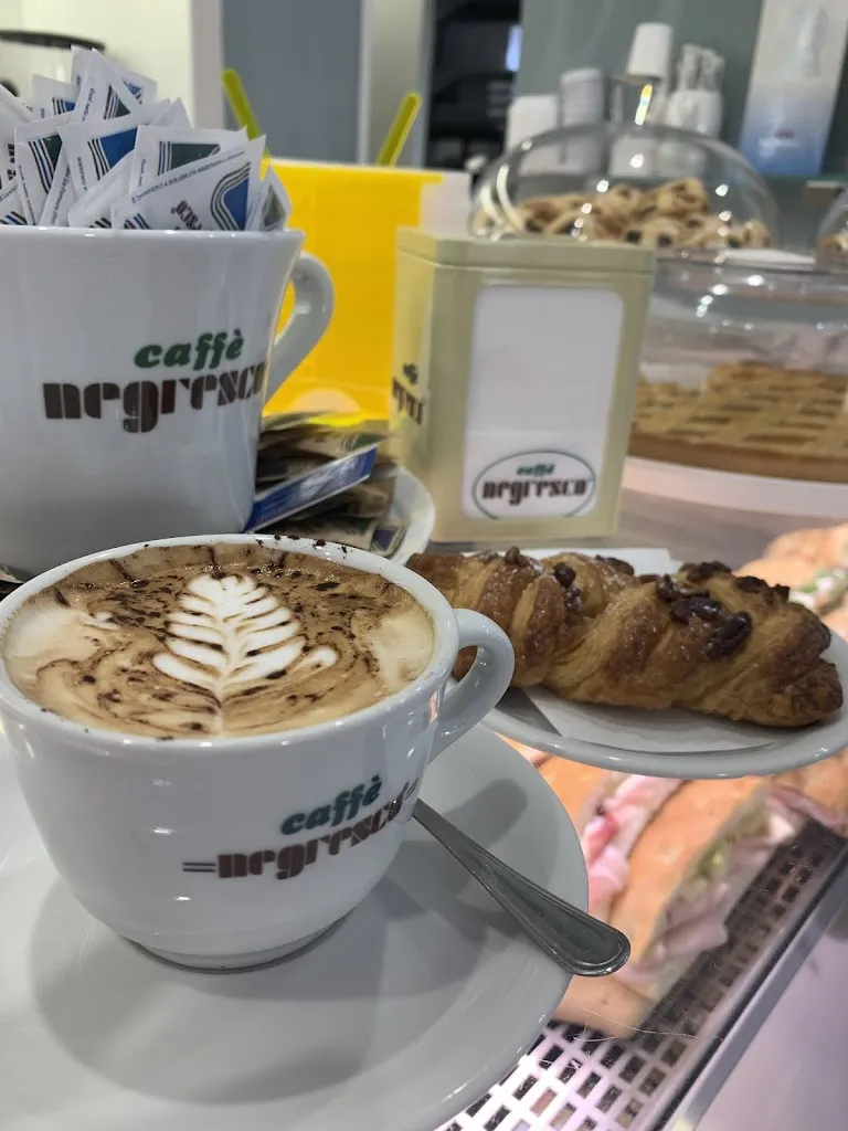 Tre C_Ponte Galeria-La Pisana_slider_image_1