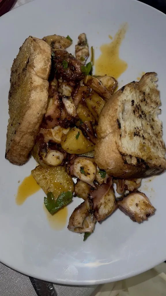 Deni B_Ristorante Ossidiana Bistrot - Ponza_Ponza_review