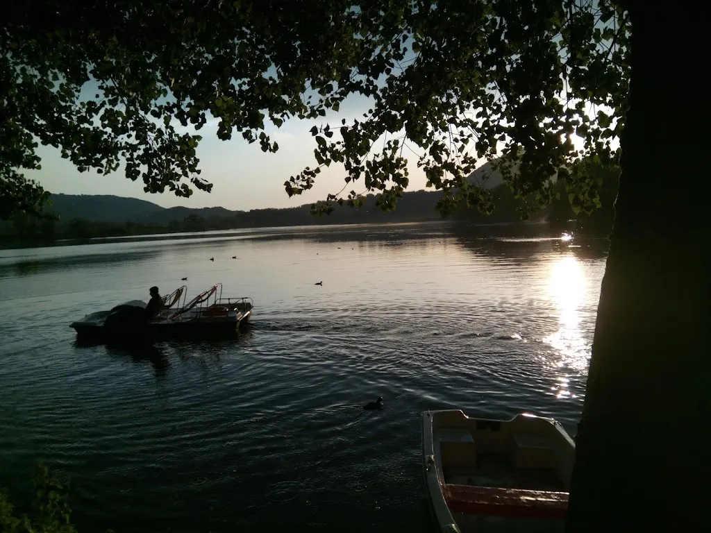 Giovanni Iaboni_Smile Pub_Posta Fibreno_review