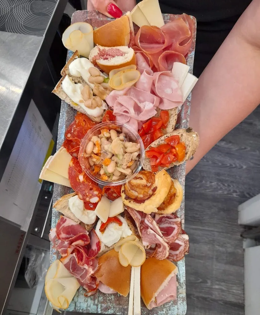 Colonial Grancafè_Sandrino_Pontinia_slider_image_3