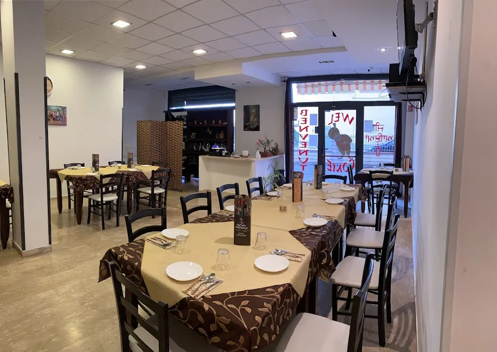 THE ROYAL PATIALA restaurant in Pontinia