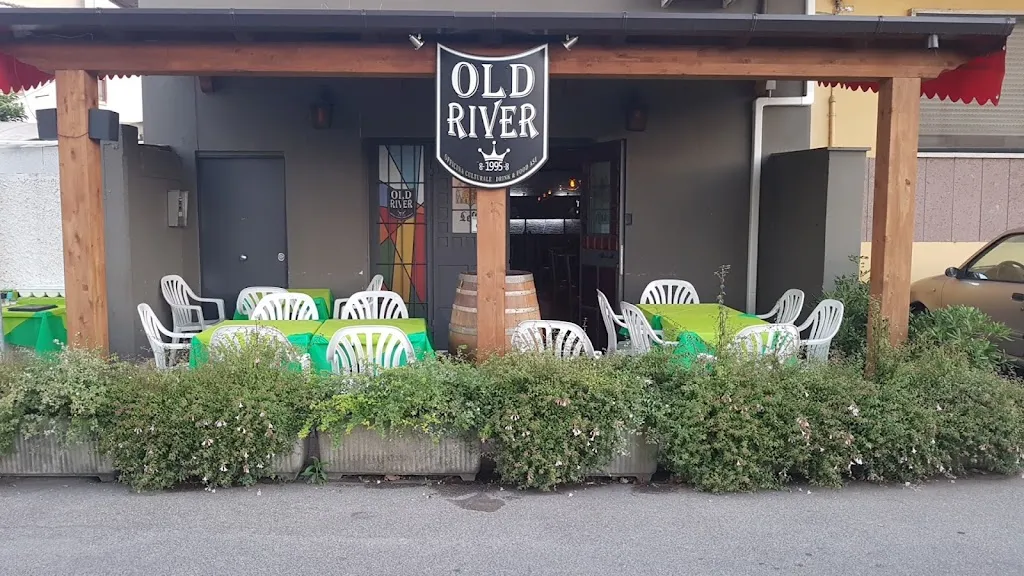 Old River Pub 2.0 restaurant in Pontinia