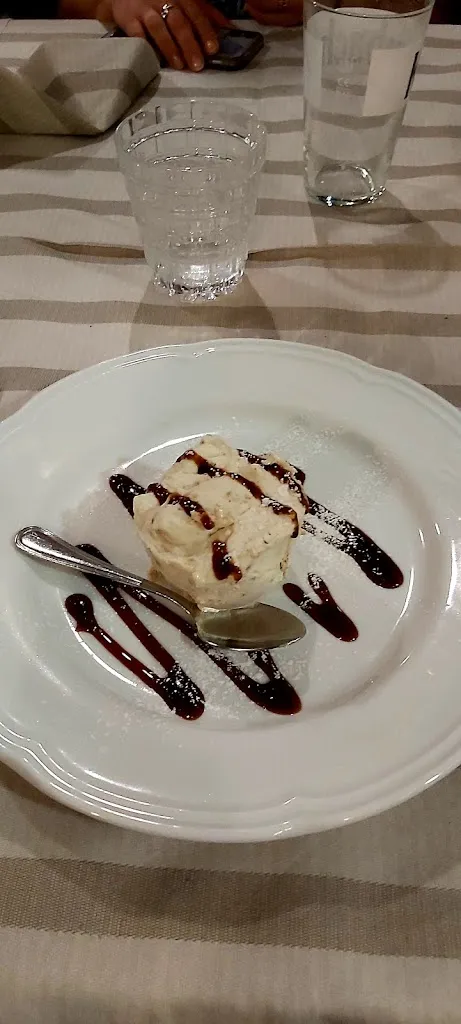 Valerio Cicaterri_Ristorante Pizzeria Braceria da Marcello_Pontinia_review