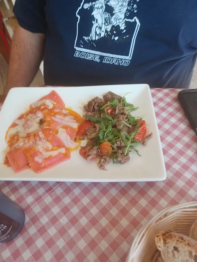 Jo Anne Alden_Le Pastaie_Prossedi_review