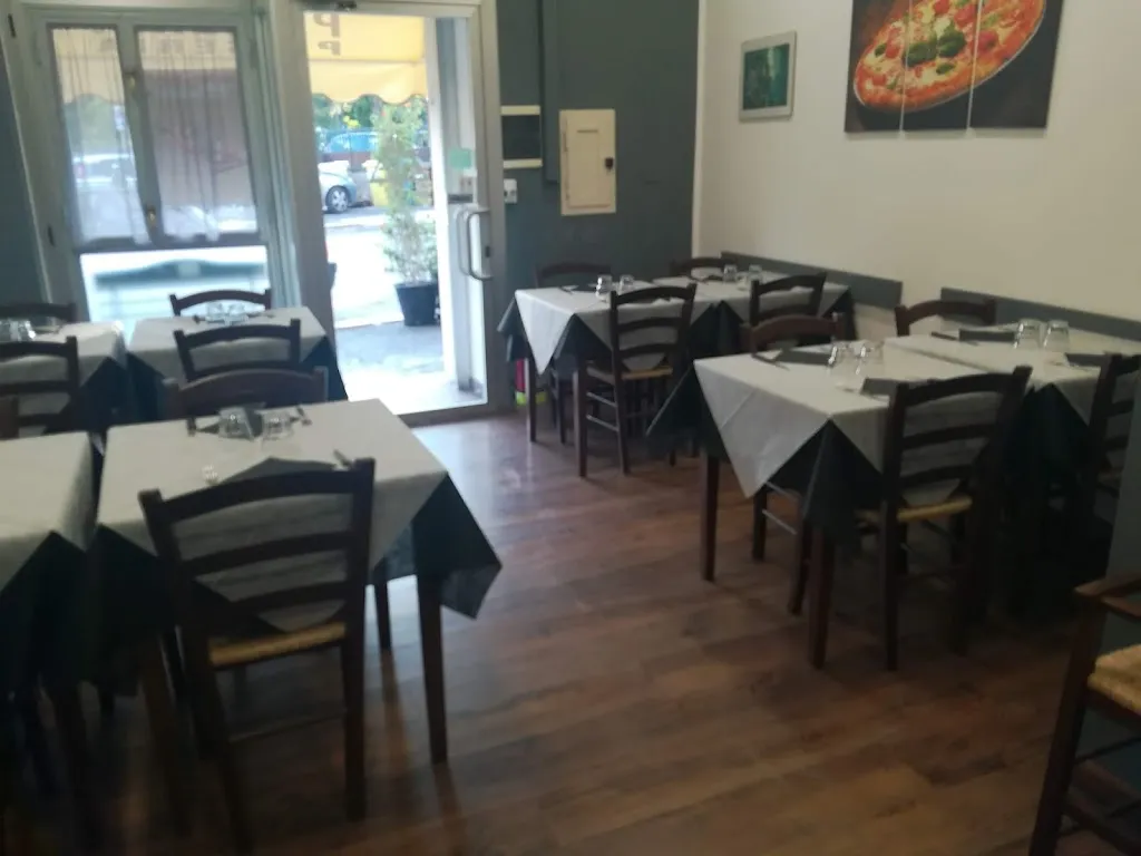 UNA PIZZA PER TE restaurant in Rignano Flaminio