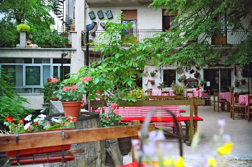 Villa Celeste di Vasselli Benedetto & S.lle restaurant in Riofreddo