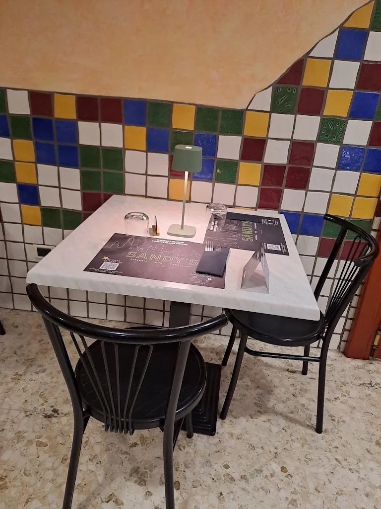 Simona Zacchia_Sandy's_Ripi_review