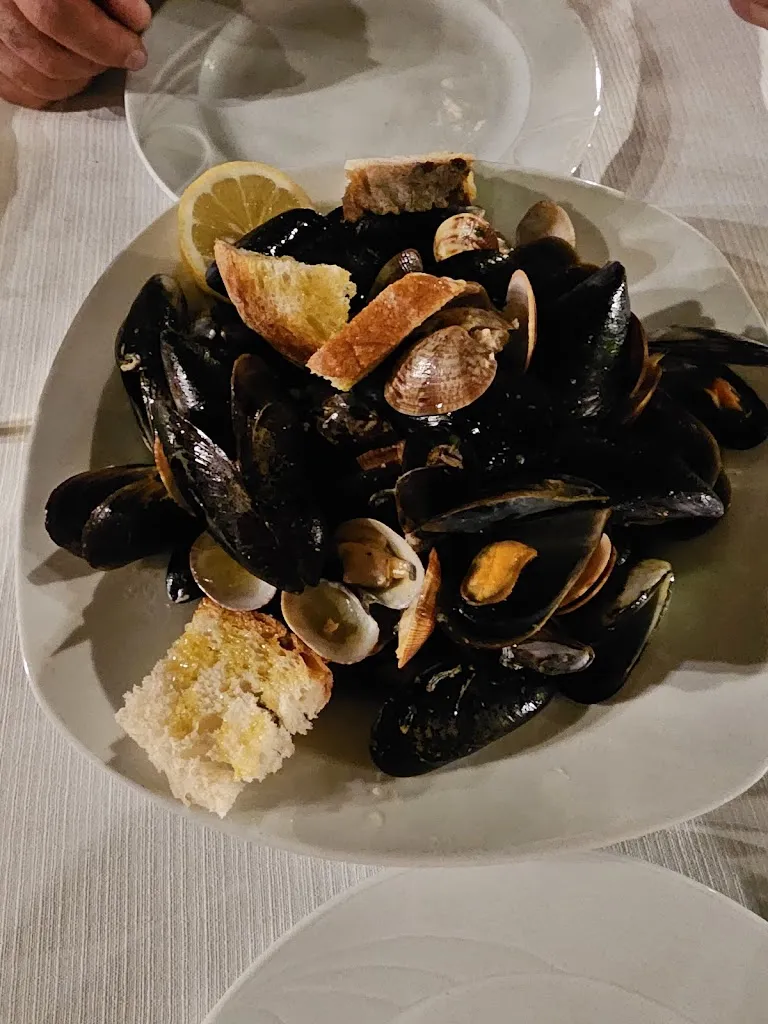 Ristorante Pizzeria Il Boschetto_Ripi_slider_image_3