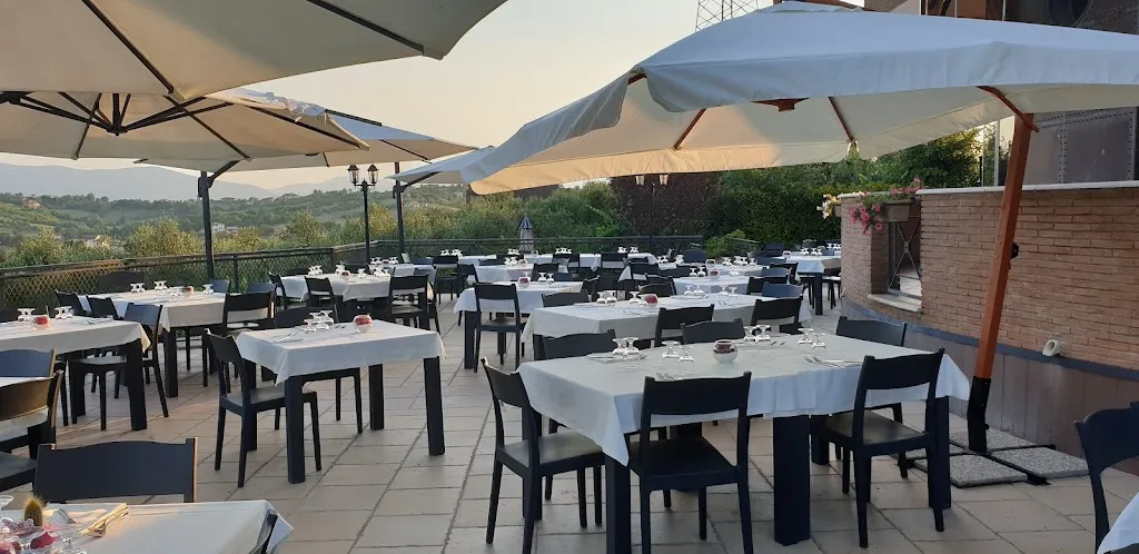 Ristorante Alba Rossa_Ripi_slider_image_1