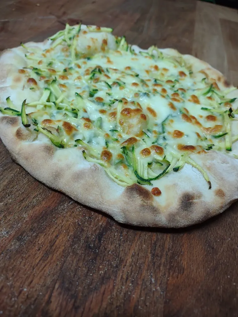 Pizzeria Di Peccerillo Ciro restaurant in Ripi